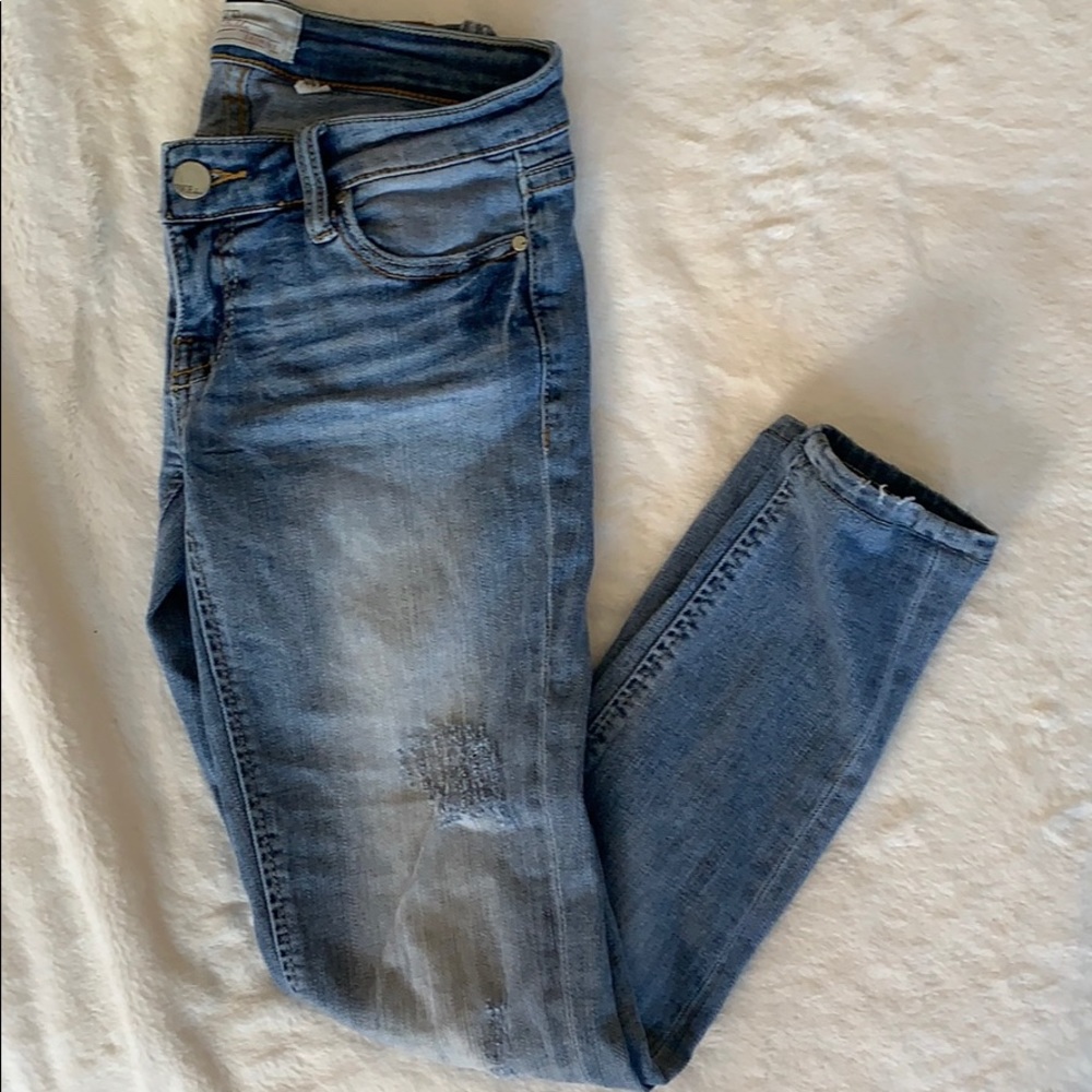 Light/medium wash BKE Stella skinny jeans